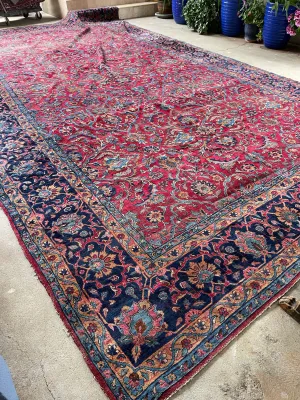 10x18 Antique Fuchsia Ground Persian Rug #2973