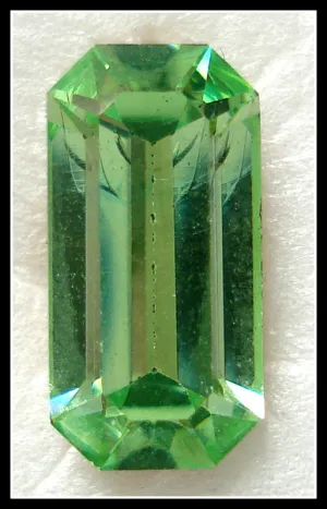 12x6mm (4600) Peridot Cushion Octagon