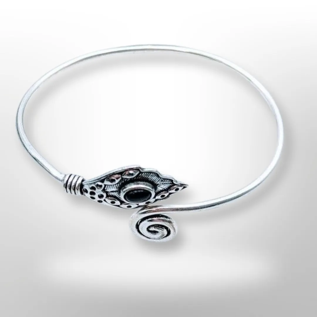 Black Onyx - Cuff bracelet