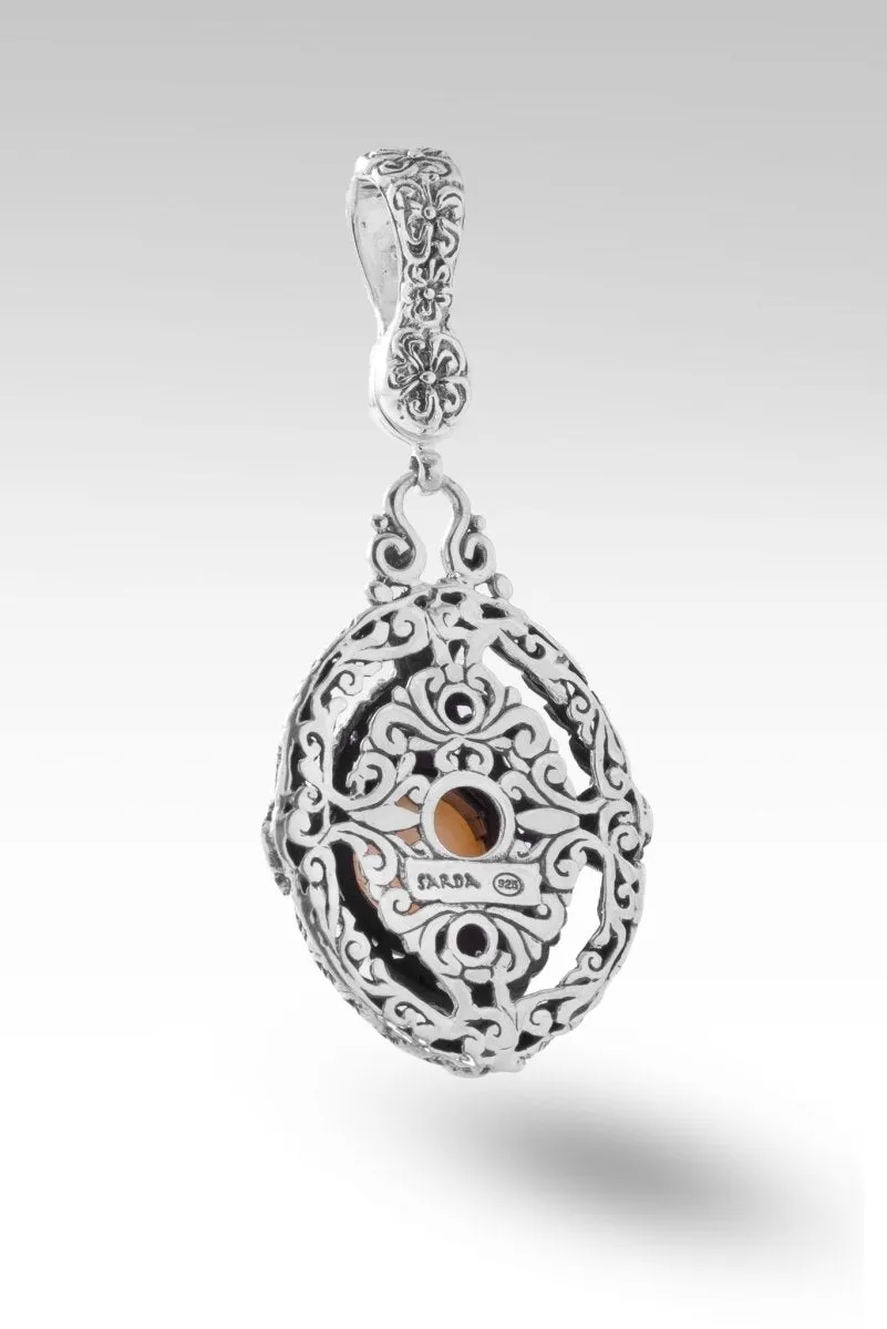 Everblooming Enchantment Pendant™ in Yellow Mother of Pearl