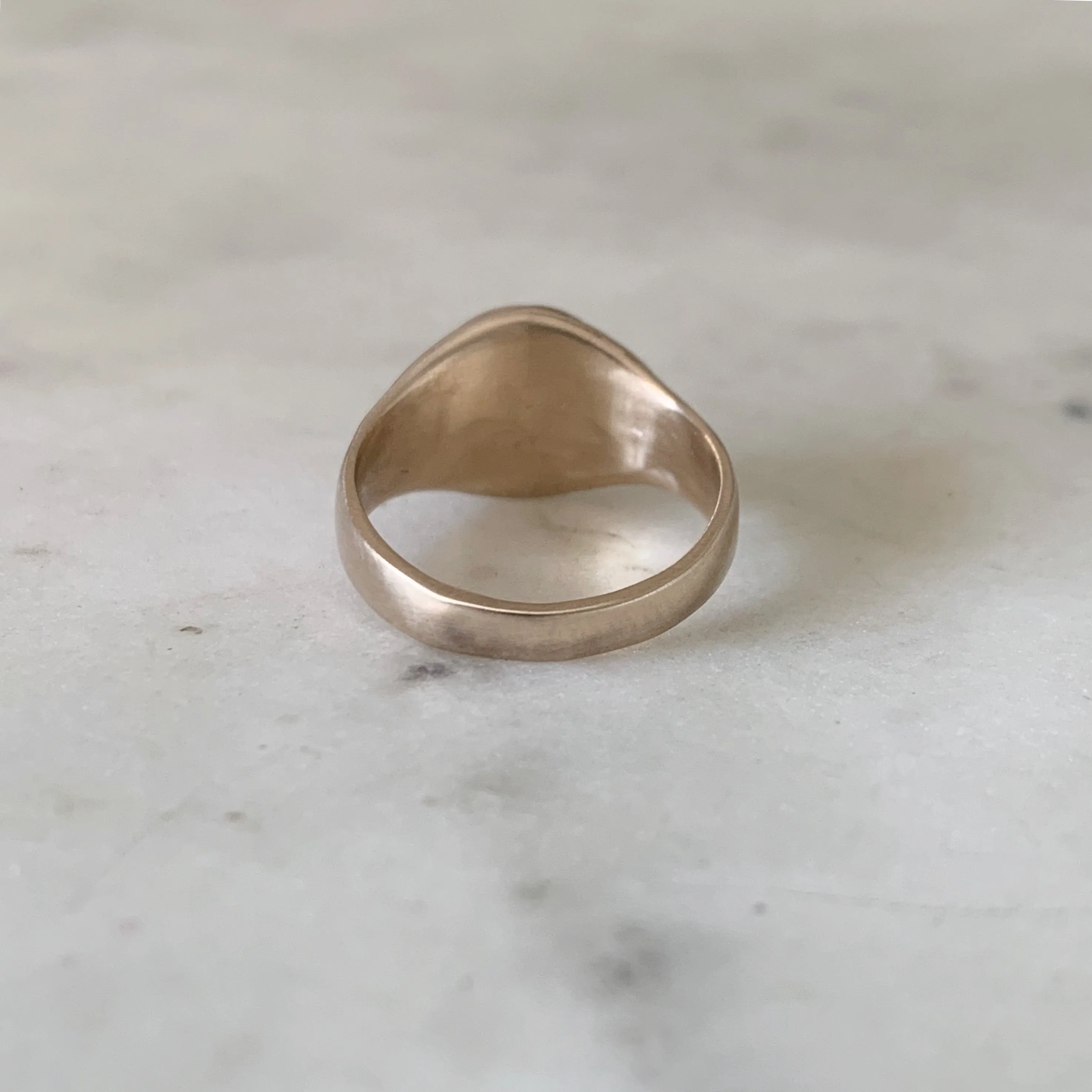 PELICAN SIGNET RING
