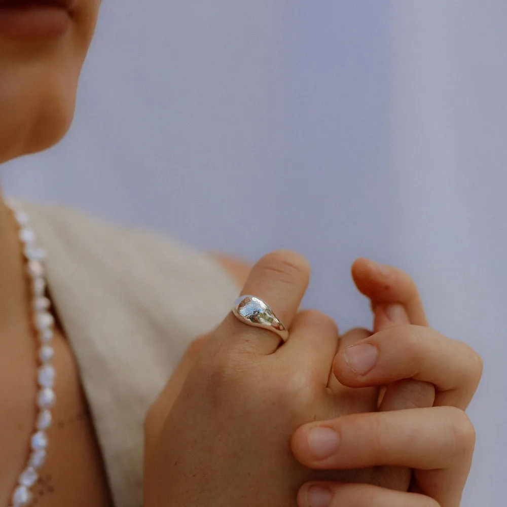 the impression elegant signet - sterling silver